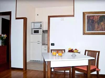 ** Bed & Breakfast B&B Zara Milan Italy